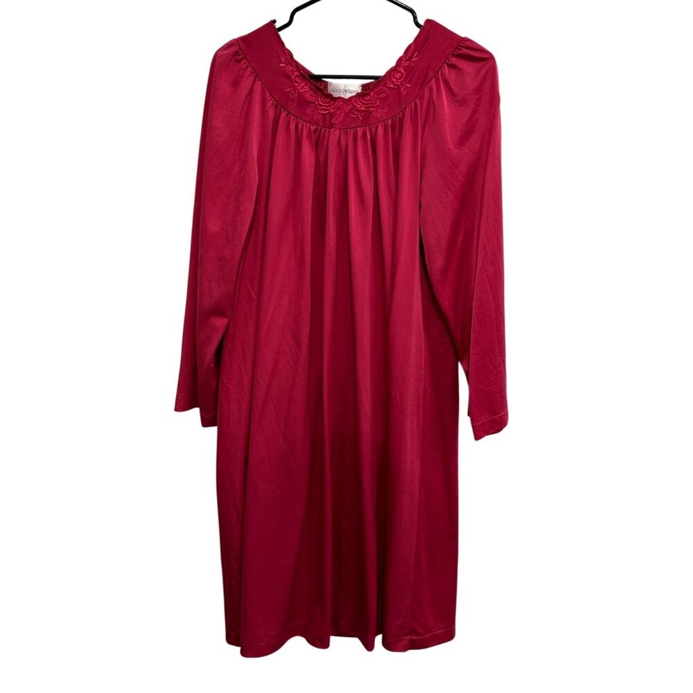 Shadowline Womens Red Nightgown Long Sleeve Embroidered Neckline Nylon Sz Small